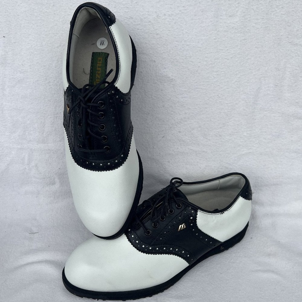 Mizuno men's spikeless golf lace up golf shoes 9527 Size 8.5 Wide EUC